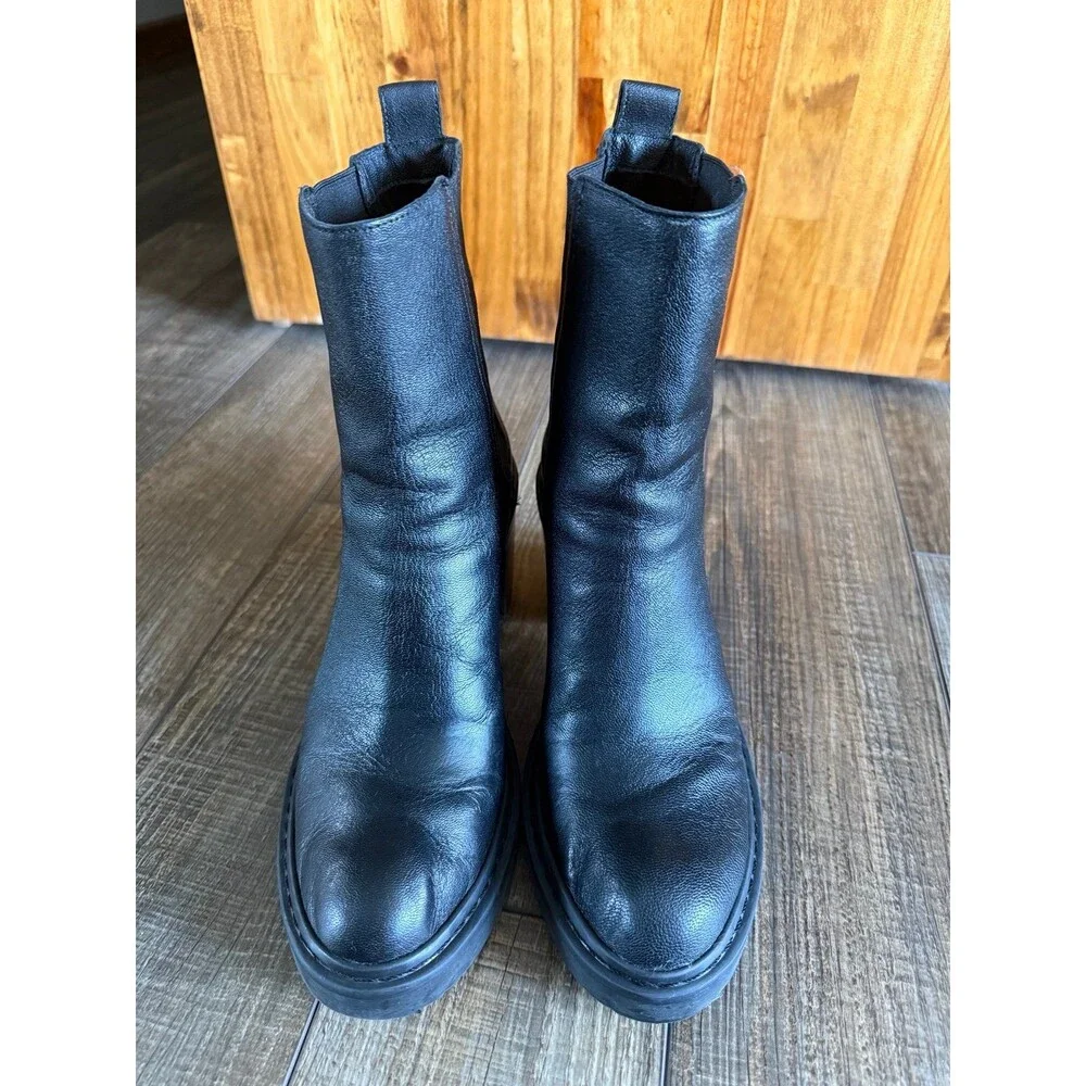 Louise et Cie Varsan Leather Platform Chelsea Boots Sz. 8M Black